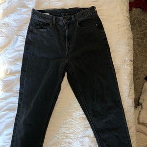 Black mom jeans